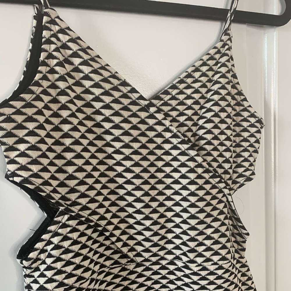 Triangle print cut out dress (H&M)